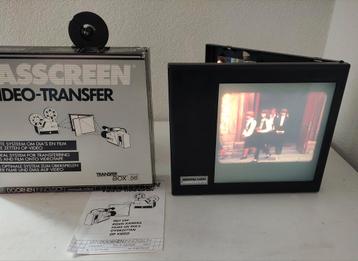 van DOORNEN GLASSCREEN BOEK MODEL beschikbaar voor biedingen