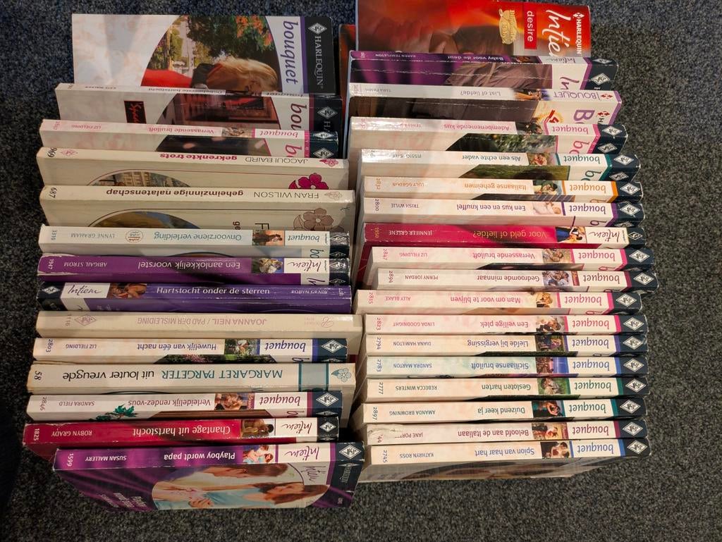30 Bouquetreeks Boekjes, Ophalen, Gelezen, Diverse, Nederland