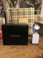 Burberry BBY1801 Mother of Pearl The Britain Horloge, Overige merken, Staal, Staal, Polshorloge