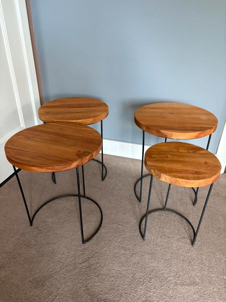 4 Leuke houten bijzettafeltjes met zwarte poten, Huis en Inrichting, Tafels | Salontafels, Gebruikt, Minder dan 50 cm, Minder dan 50 cm