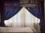 Paarskleurige gordijnen te koop., Huis en Inrichting, Stoffering | Gordijnen en Lamellen, Ophalen of Verzenden, Zo goed als nieuw