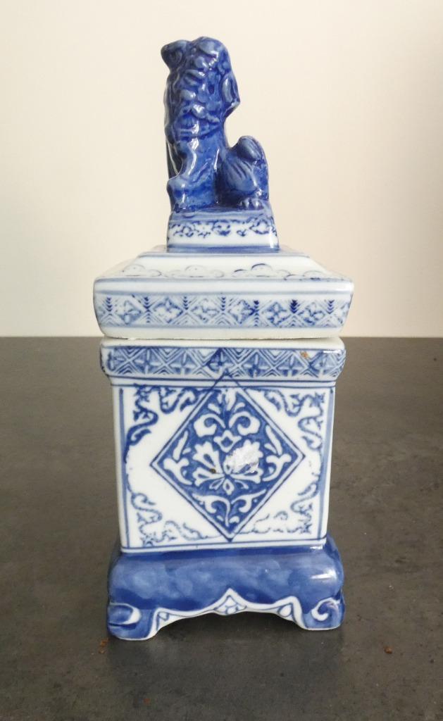 Chinese theebus/container vierkant [1650], Antiek en Kunst, Antiek | Porselein, Ophalen