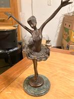 Balletdanseres brons op marmer voet, Ophalen