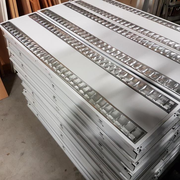 TL armatuur - 2x28 watt - T5, Doe-het-zelf en Verbouw, Bouwverlichting, Gebruikt