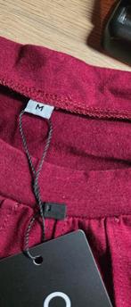 Mooie rode sporttop - Maat M, Kleding | Dames, Sportkleding, Maat 38/40 (M), Cuptacc, Nieuw, Ophalen of Verzenden