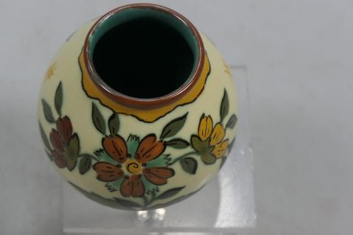 Plateel: Mooie gave kleine Plateel bloempot / vaasje, Antiek en Kunst, Antiek | Keramiek en Aardewerk, Ophalen of Verzenden