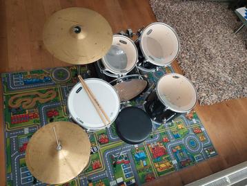 Complete Mapex Tornado drumset beschikbaar voor biedingen