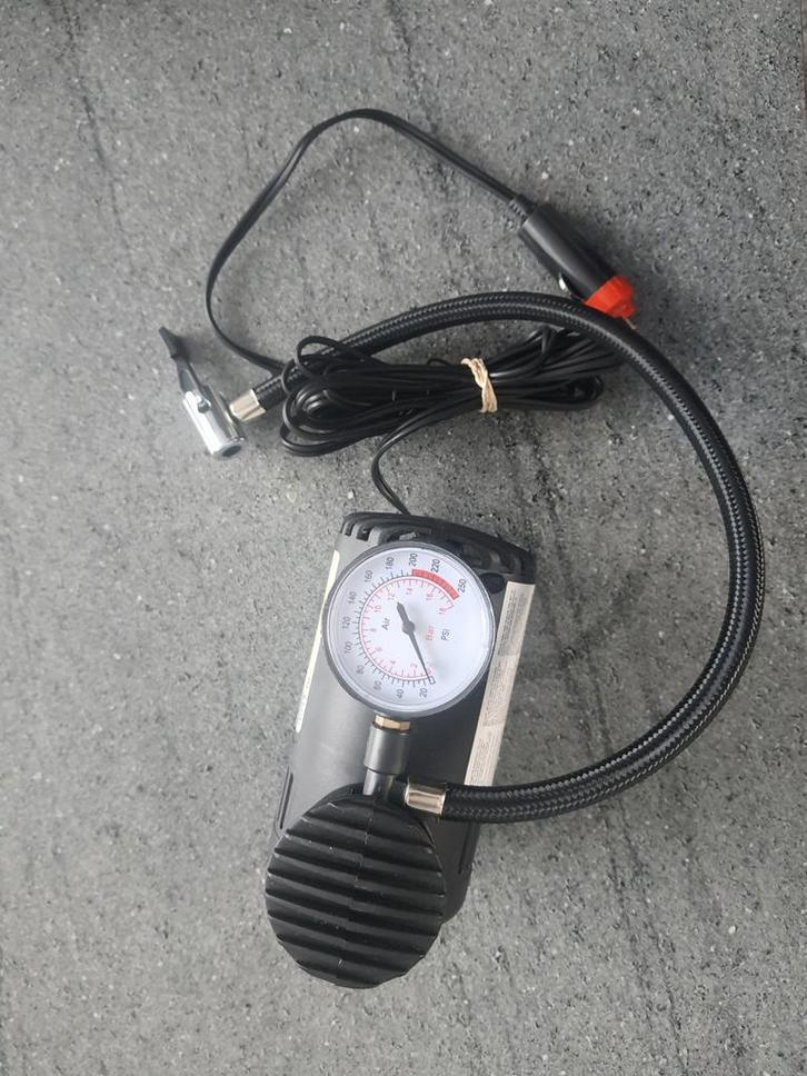 Draagbare Auto Luchtcompressor, Auto-onderdelen, Accu's en Toebehoren, Universele onderdelen, Gebruikt, Ophalen of Verzenden