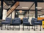 4 Nieuw Gelderland 7714 Eetkamerstoel blauw leer wiel stoel, Huis en Inrichting, Stoelen, Blauw, Nieuw, Leer, Ophalen of Verzenden