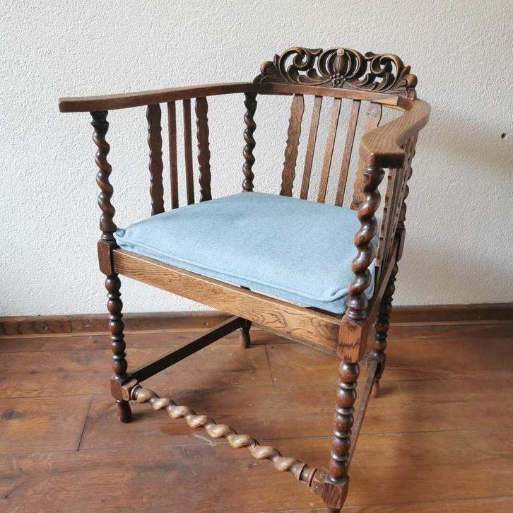 Leuke brocante landelijke 1890 Eikenhouten stoel fauteuil, Antiek en Kunst, Antiek | Meubels | Stoelen en Banken, Ophalen