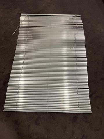 Aluminium jaloezie beschikbaar voor biedingen