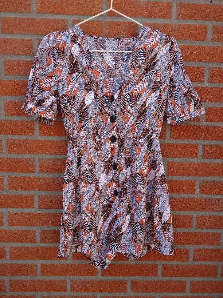 jumpsuit playsuit met bladprint in oranje en zwart maat XS, Kleding | Dames, Jumpsuits, Zo goed als nieuw, Maat 34 (XS) of kleiner
