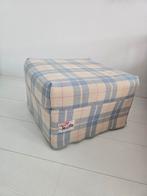 Poef bekleed met retro deken., Ophalen, Gebruikt