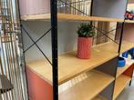 VITRA EAMES ESU SHELF 4 HU - SHOWROOMMODEL, Huis en Inrichting, Kasten | Boekenkasten, Verzenden, Design, Zo goed als nieuw, Metaal