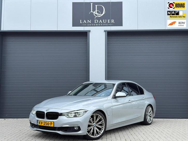 BMW 3-serie 330e Centennial / M-Stuur / 300PK / Sport| APK, Auto's, BMW, Bedrijf, Te koop, 3-Serie, ABS, Airbags, Alarm, Bluetooth