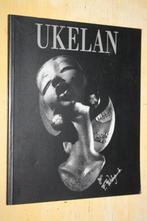 Ukelan Chignons F Widayanto gesigneerd Indonesie Java, Ophalen of Verzenden, Gelezen, Schilder- en Tekenkunst
