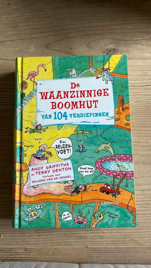 Terry Denton - De waanzinnige boomhut van 104 verdiepingen, Boeken, Kinderboeken | Jeugd | onder 10 jaar, Zo goed als nieuw, Ophalen of Verzenden
