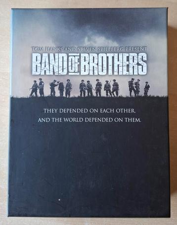 Band of Brothers box a 5 dvd's  beschikbaar voor biedingen
