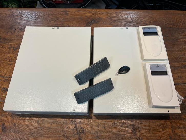 Alarmsysteem  Aritech ATS3001, Doe-het-zelf en Verbouw, Alarmsystemen, Gebruikt, Compleet systeem, Overige soorten, Ophalen of Verzenden