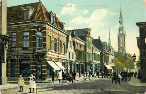 (377-404-011) Groningen Rademarkt met RK Kerk, Verzamelen, Ansichtkaarten | Nederland, Groningen, Verzenden
