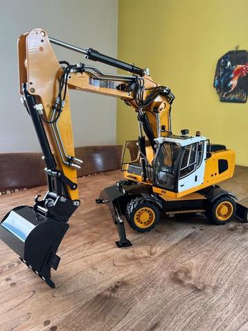 RC 1/14 RTR Liebherr Mobiele Kraan Tamiya Lesu Wedico MT  beschikbaar voor biedingen