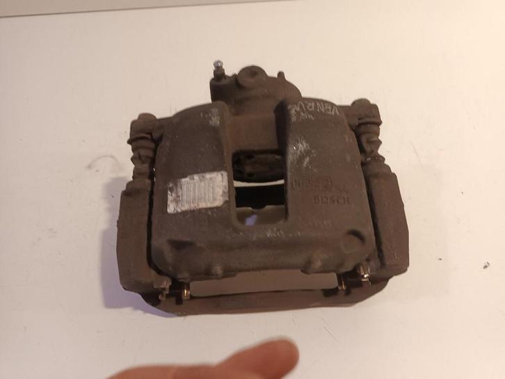 Remklauw rechts voor Peugeot 207, Auto-onderdelen, Remmen en Aandrijving, Peugeot, Gebruikt, Herkomst onderdeel bekend, 12 maanden garantie