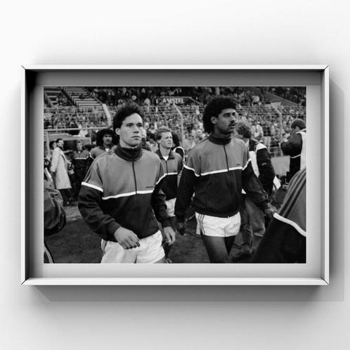 Fine art foto Van Basten & Rijkaard –Nederland - Wales 1988, Verzamelen, Sportartikelen en Voetbal, Ophalen of Verzenden