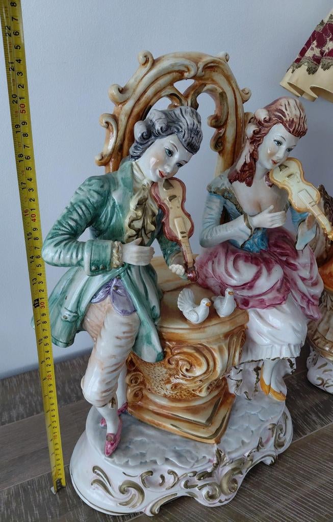 Groot beeld Italiaans porselein 54cm Capodimonte, Antiek en Kunst, Ophalen