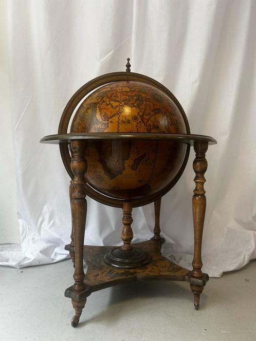 Vintage Globe Bar met Sterrenbeelden, Huis en Inrichting, Woonaccessoires | Wereldbollen, Gebruikt, Ophalen