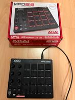 Akai MPD218 zgan, Muziek en Instrumenten, Midi-apparatuur, Ophalen of Verzenden, Zo goed als nieuw
