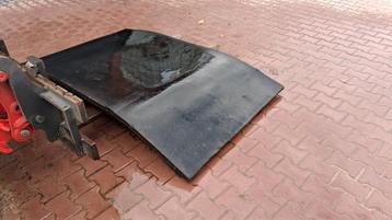 Rubber matten beschikbaar voor biedingen
