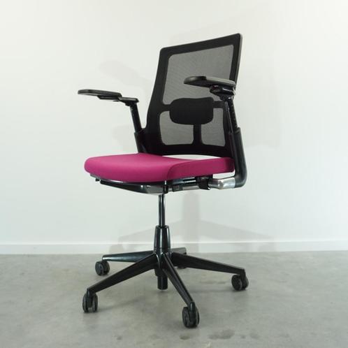 Ahrend 2020 Verta Bureaustoelen |  Roze/Zwart | Ergonomisch, Huis en Inrichting, Bureaustoelen, Gebruikt, Bureaustoel, Roze, Ergonomisch