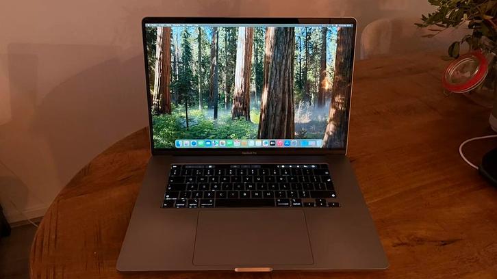 MacBook Pro 16-inch Intel i7 2019, Computers en Software, Apple Macbooks, Gebruikt, MacBook Pro, 16 inch, 3 tot 4 Ghz, 512 GB