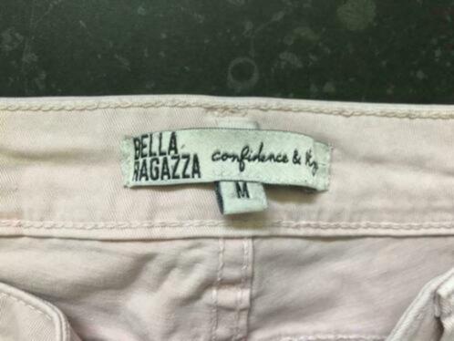 Zalmkleurige broek Bella Ragazza maat M, Kleding | Dames, Broeken en Pantalons, Zo goed als nieuw, Maat 38/40 (M), Zwart, Lang