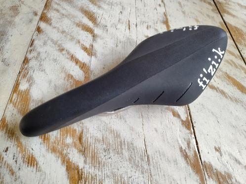 Fizik Arione R3 Large Kium  * super licht zadel *, Fietsen en Brommers, Fietsen | Mountainbikes en ATB, Zo goed als nieuw, Heren