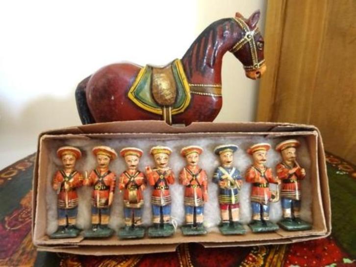 India: 8 zeldzame antieke muzikantjes, handmade, Antiek en Kunst, Kunst | Niet-Westerse kunst, Verzenden