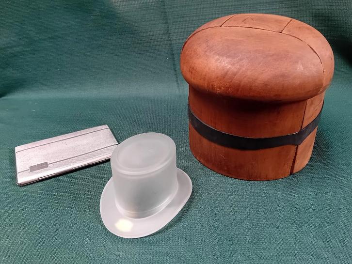 Hoedenmal., Antiek en Kunst, Curiosa en Brocante, Ophalen of Verzenden