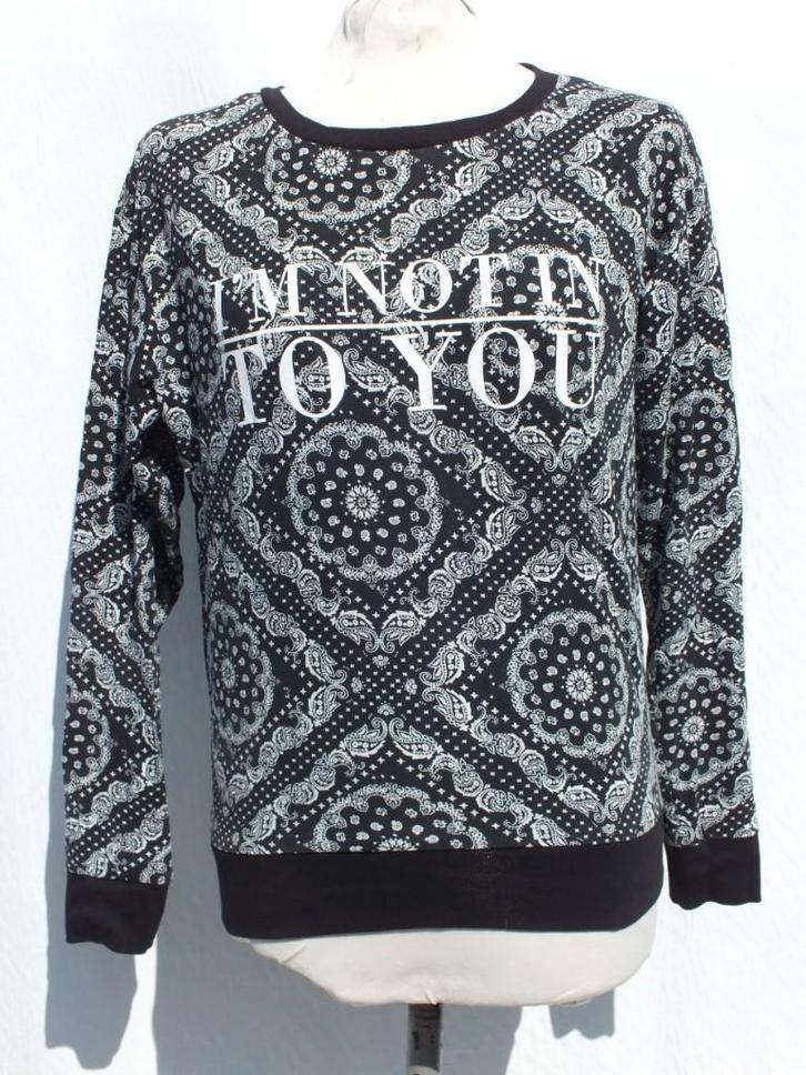 Dames shirt i'm not in to you. Mt XS. Merk Divided, Kleding | Dames, T-shirts, Zo goed als nieuw, Maat 34 (XS) of kleiner, Lange mouw