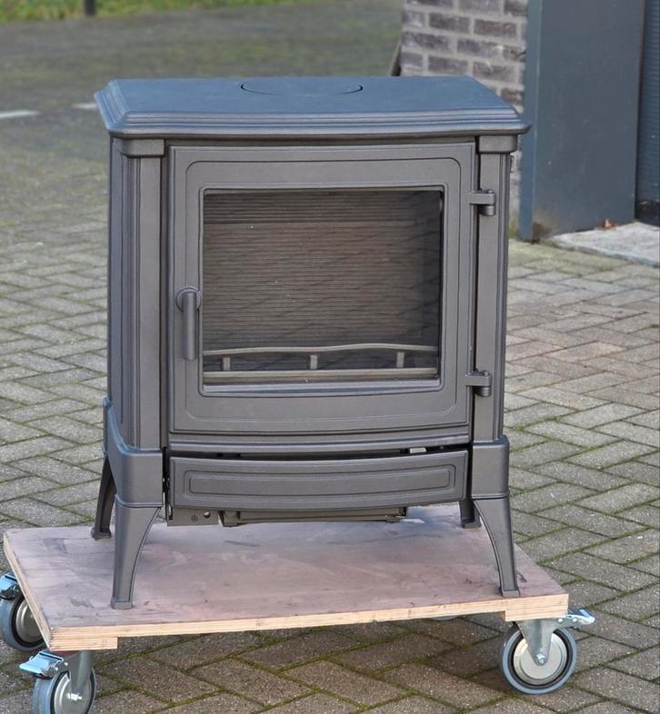 Houtkachel Nestor martin S33 gietijzeren kachel vrijstaand, Huis en Inrichting, Kachels, Zo goed als nieuw, Vrijstaand, Houtkachel