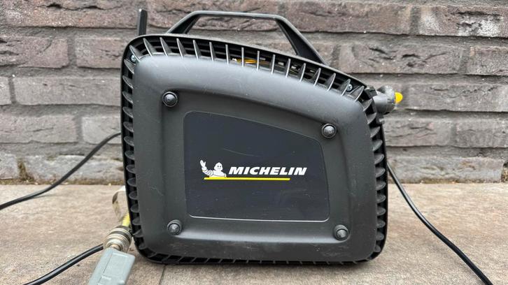 Michelin Compressor met Slanghaspel - Zo Goed Als Nieuw, Doe-het-zelf en Verbouw, Compressors, Zo goed als nieuw, 6 tot 10 bar
