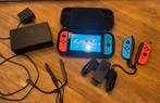 Nintendo Switch, Spelcomputers en Games, Ophalen of Verzenden, Zo goed als nieuw, Met 2 controllers, Switch Original