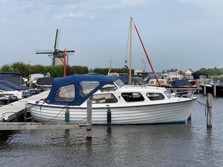motorboot, Watersport en Boten, Motorboten en Motorjachten, Gebruikt, Polyester, 6 tot 9 meter, Diesel, Binnenboordmotor, 10 tot 30 pk