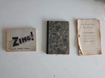 Oude muziek boekjes. beschikbaar voor biedingen