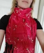 Nieuwe zijden sjaal helderrood 150x60 cm, Ophalen of Verzenden, Nieuw, Maat 46/48 (XL) of groter, Sjaal