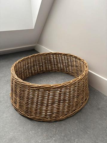 Kerstboom mand beschikbaar voor biedingen