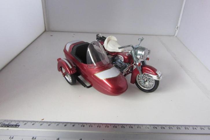 Harley Electra Glide Classic met zijspan 1;15, Verzamelen, Automerken, Motoren en Formule 1, Zo goed als nieuw, Motoren, Ophalen of Verzenden