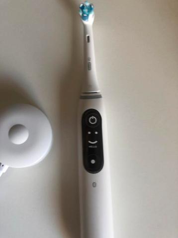 Oral b iO nieuwe elektrische tandenborstel