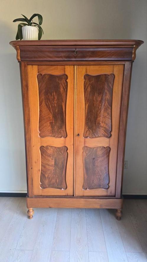 Mooie mahonie Biedermeier kast / meidenkast., Antiek en Kunst, Antiek | Meubels | Kasten, Ophalen