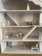 Petite Amélie Poppenhuis - Roze - Houten - petit amelie, Kinderen en Baby's, Speelgoed | Poppenhuizen, Ophalen, Gebruikt, Poppenhuis