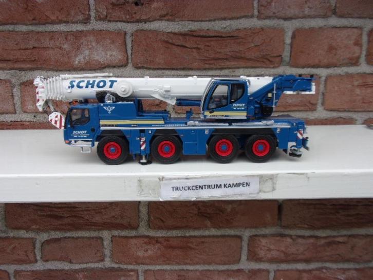 WSI  Liebherr  LTM  1090-4.2  van  Schot., Hobby en Vrije tijd, Modelauto's | 1:50, Nieuw, Hijskraan, Tractor of Landbouw, Wsi